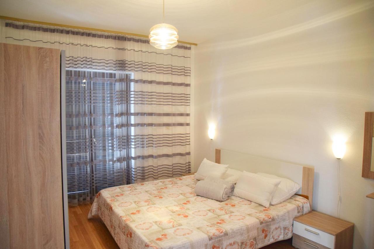 Apartments Margareta & Ena Malinska Esterno foto